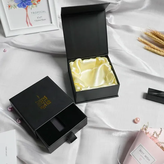 China Manufacturer New Design Wholesale Paper Cardboard Necklace Bangle Pendant Ring Jewelry Jewellery Drawer Gift Box with Silk Liner 